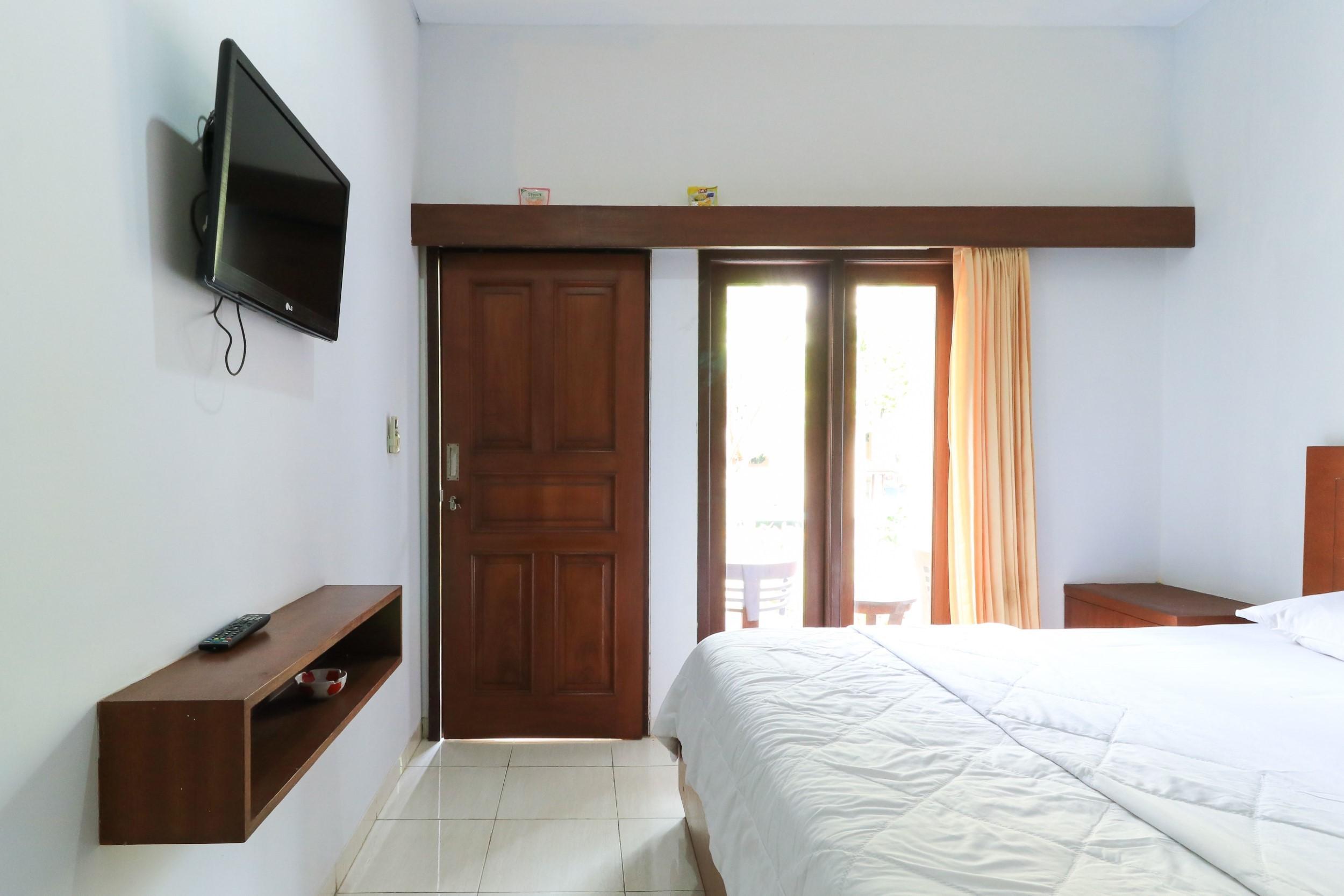 Puri Jayaraja Guest House Kuta Lombok Esterno foto