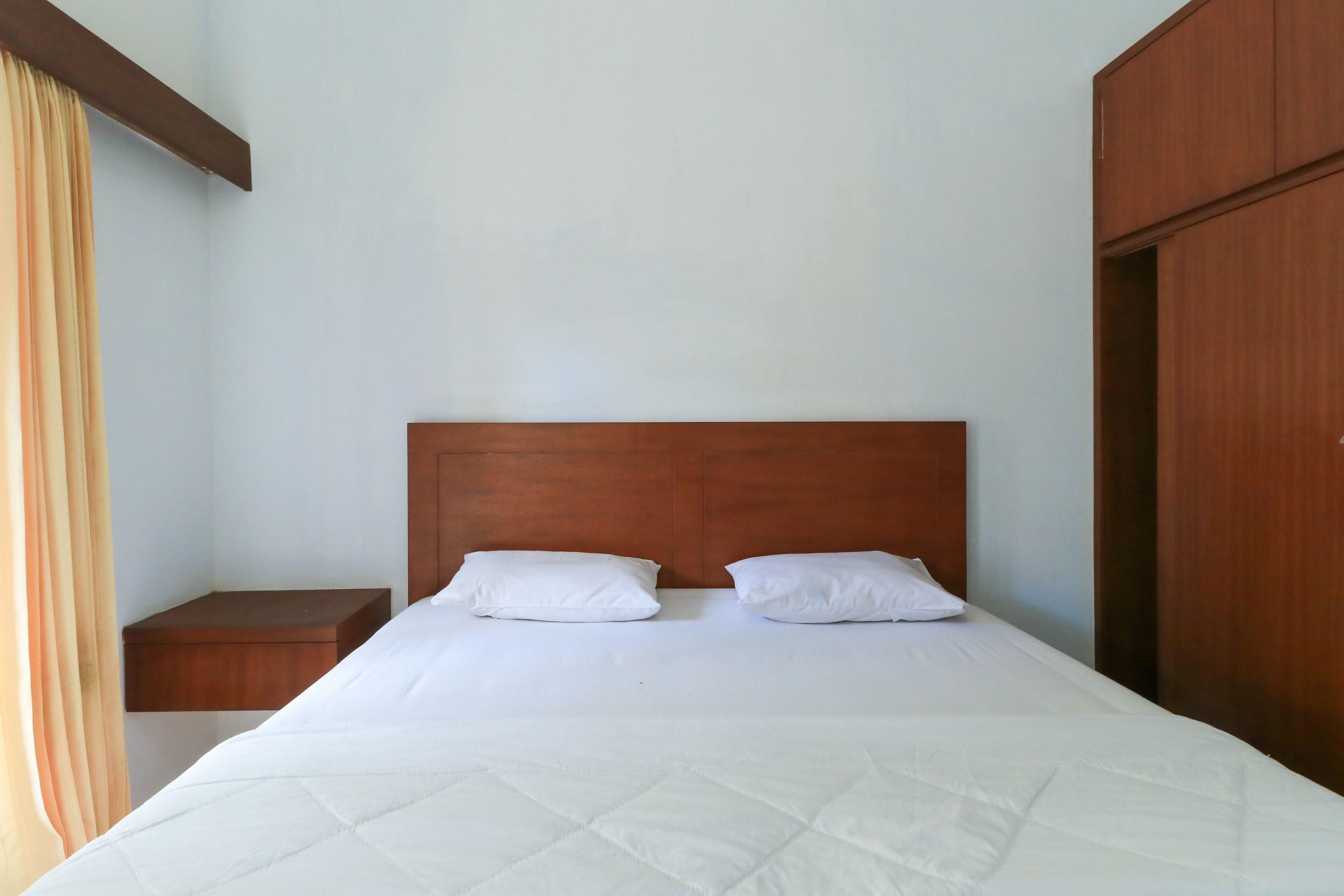 Puri Jayaraja Guest House Kuta Lombok Esterno foto