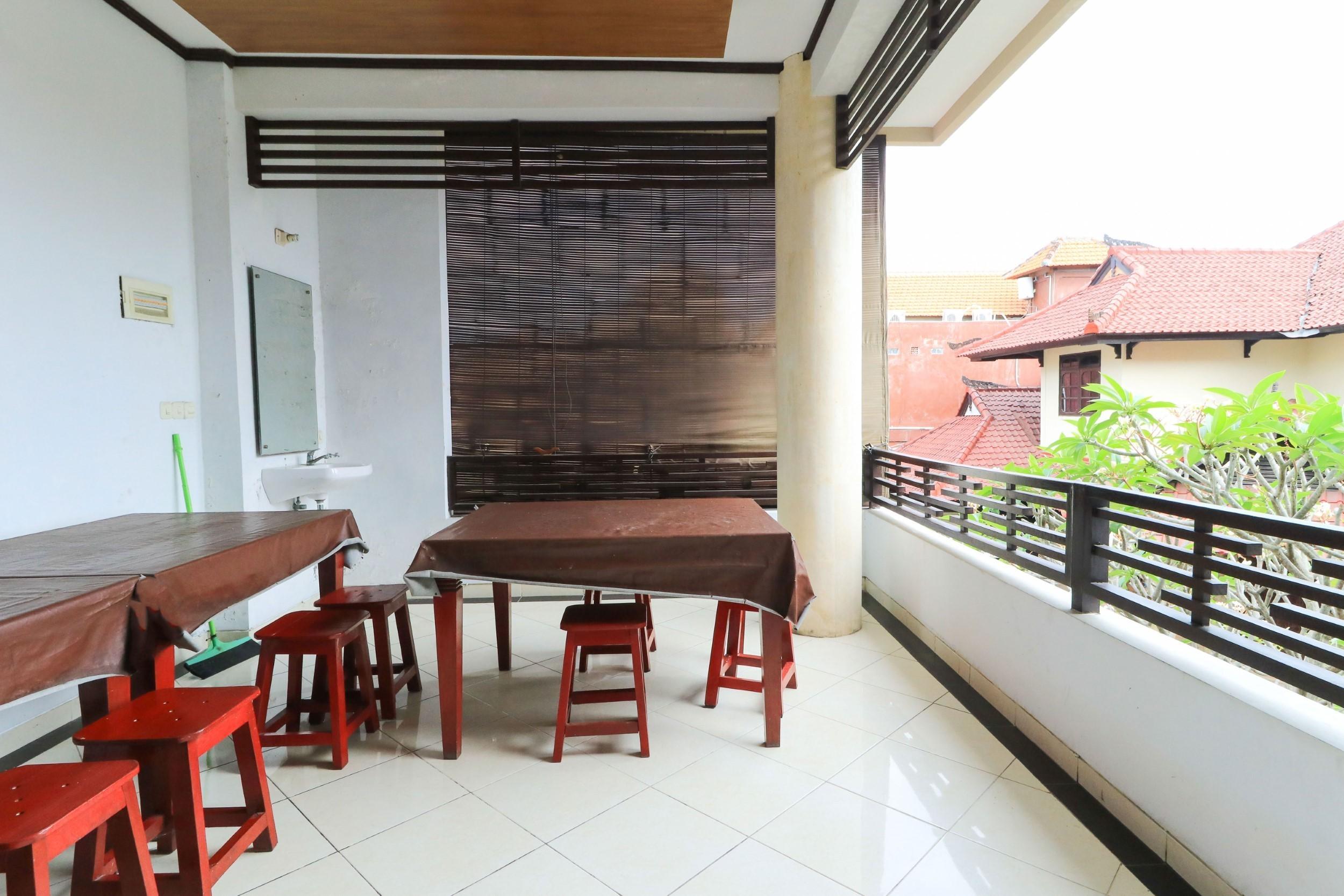 Puri Jayaraja Guest House Kuta Lombok Esterno foto